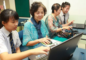 Fernella Leong and Madam Julian Lim